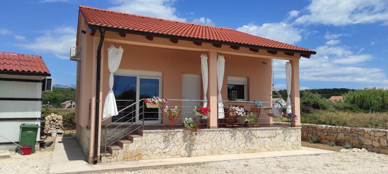 Vila Emanuel Ljubač Exteriér fotografie