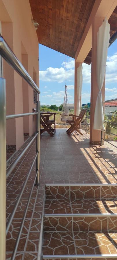 Vila Emanuel Ljubač Exteriér fotografie
